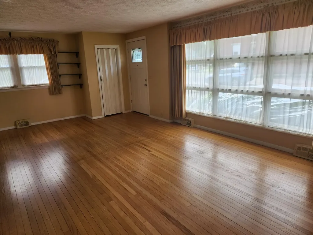 21 Baldwin Street Livermore Falls ME 04254