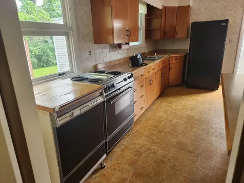 21 Baldwin Street Livermore Falls ME 04254