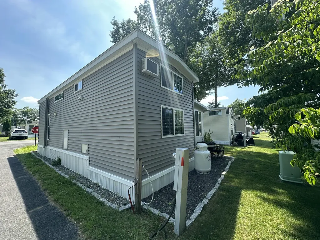 23 College Drive Wells ME 04090