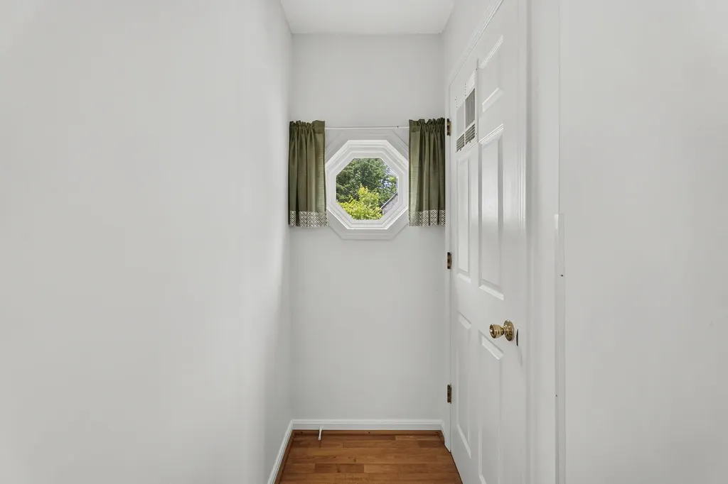 109 Luckys Landing Road Glenburn ME 04401