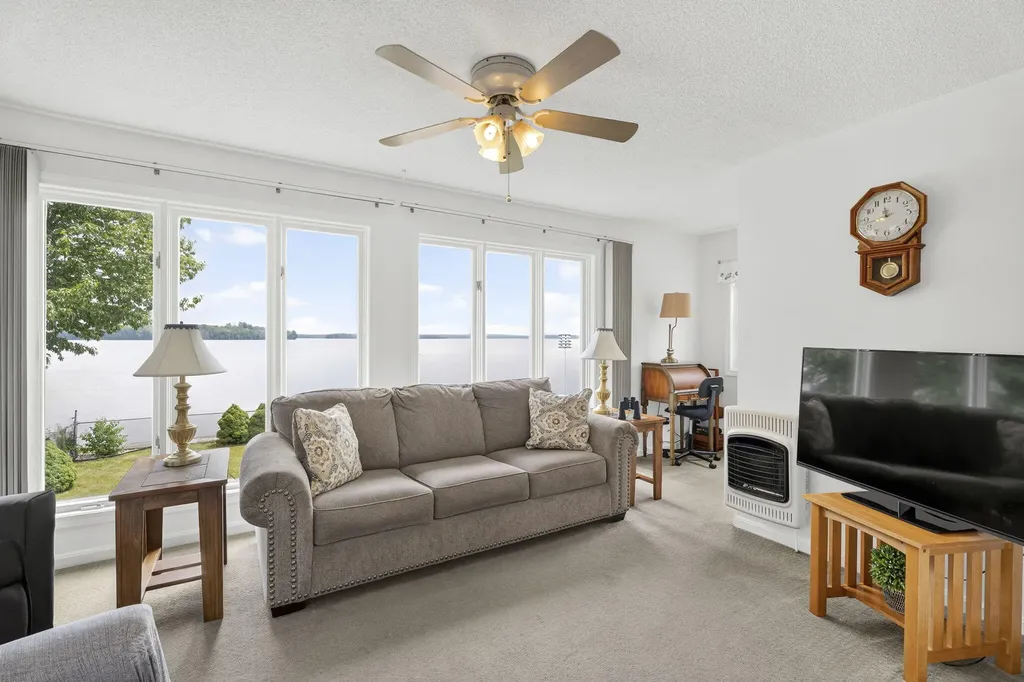 109 Luckys Landing Road Glenburn ME 04401