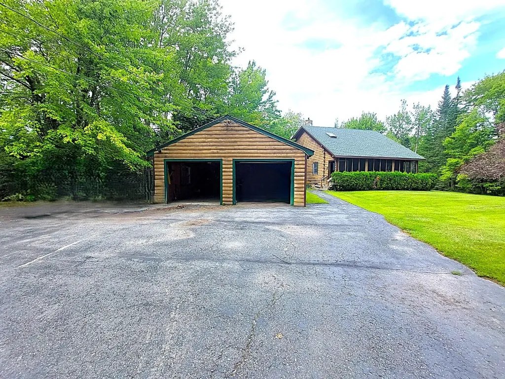 372 Forest Avenue Orono ME 04473
