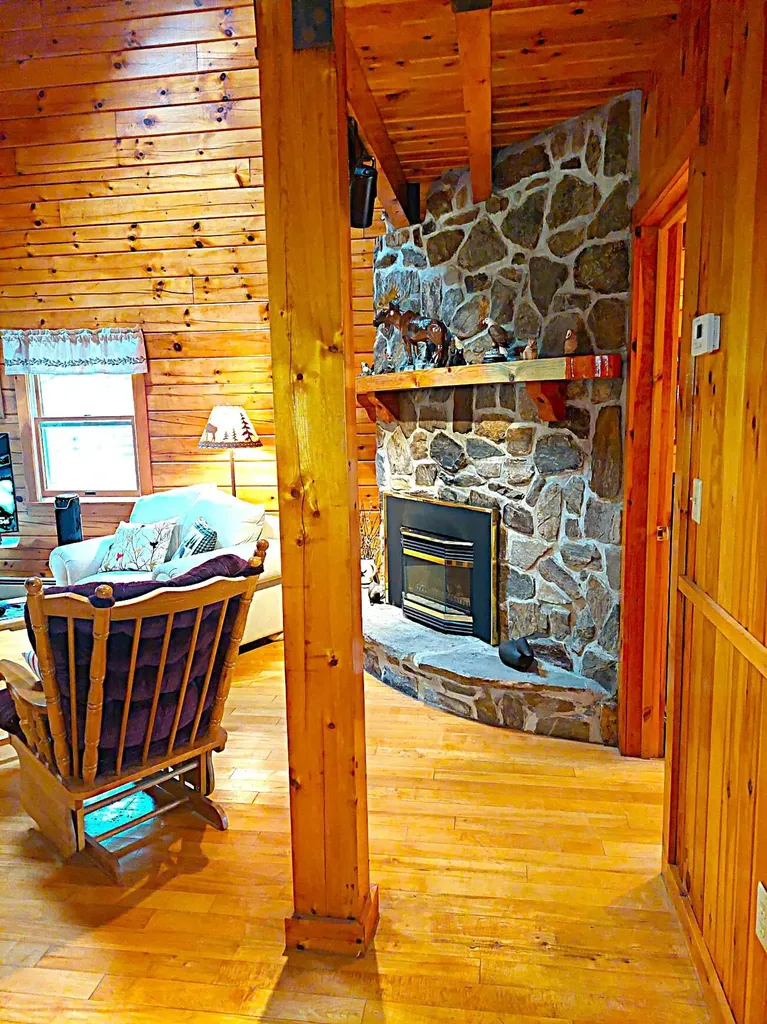 372 Forest Avenue Orono ME 04473