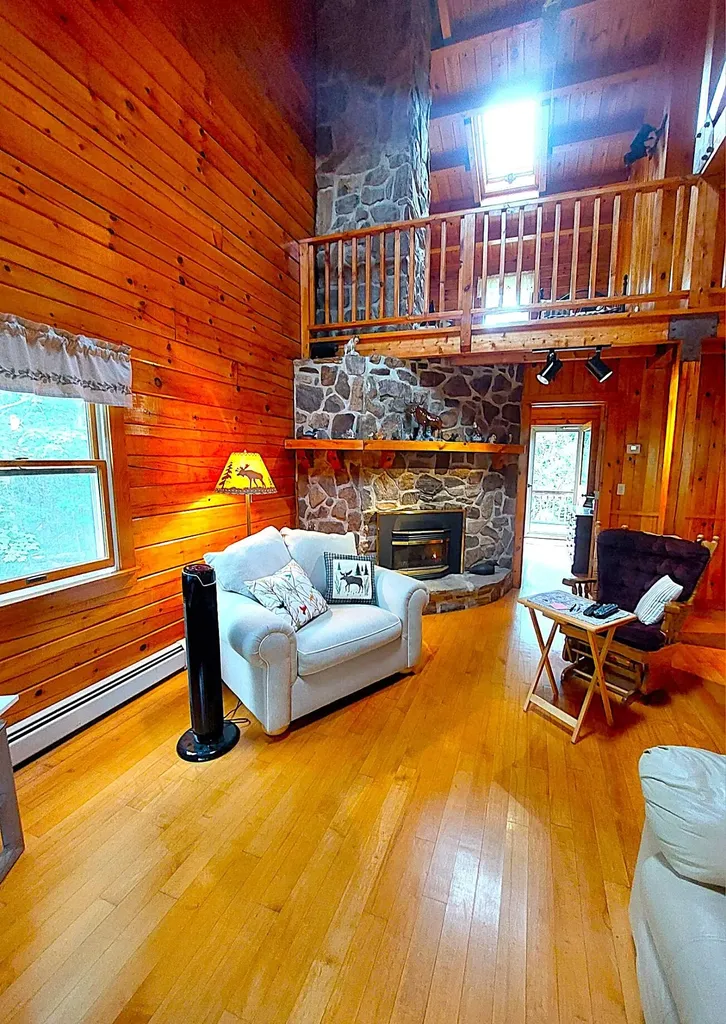 372 Forest Avenue Orono ME 04473