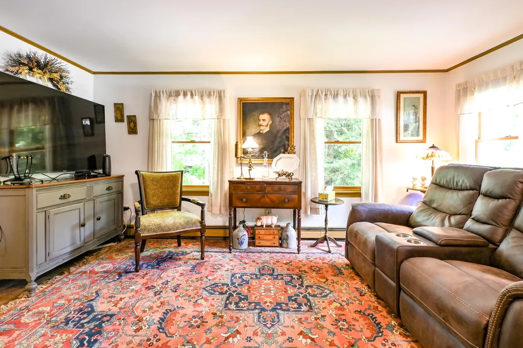 852 Pequawket Trail Baldwin ME 04091
