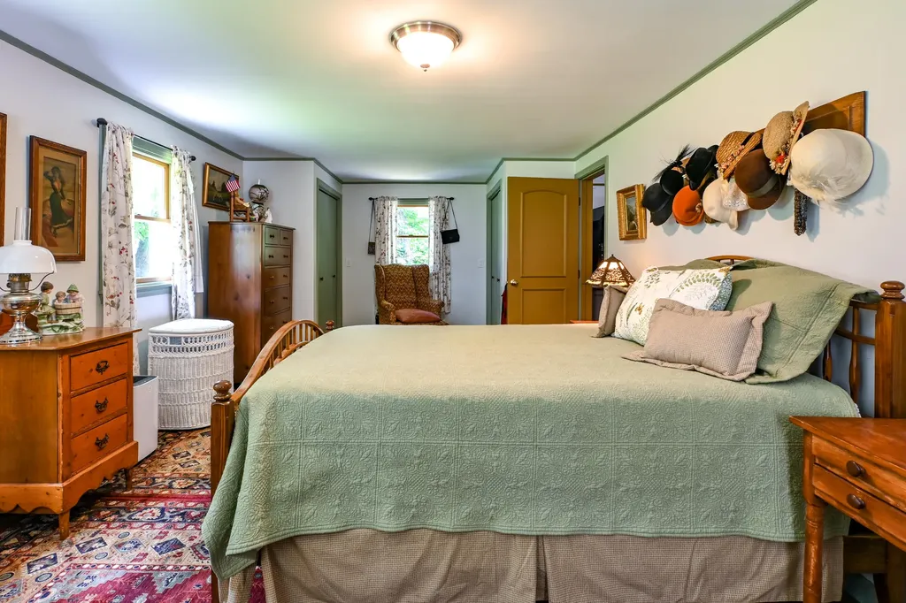 852 Pequawket Trail Baldwin ME 04091