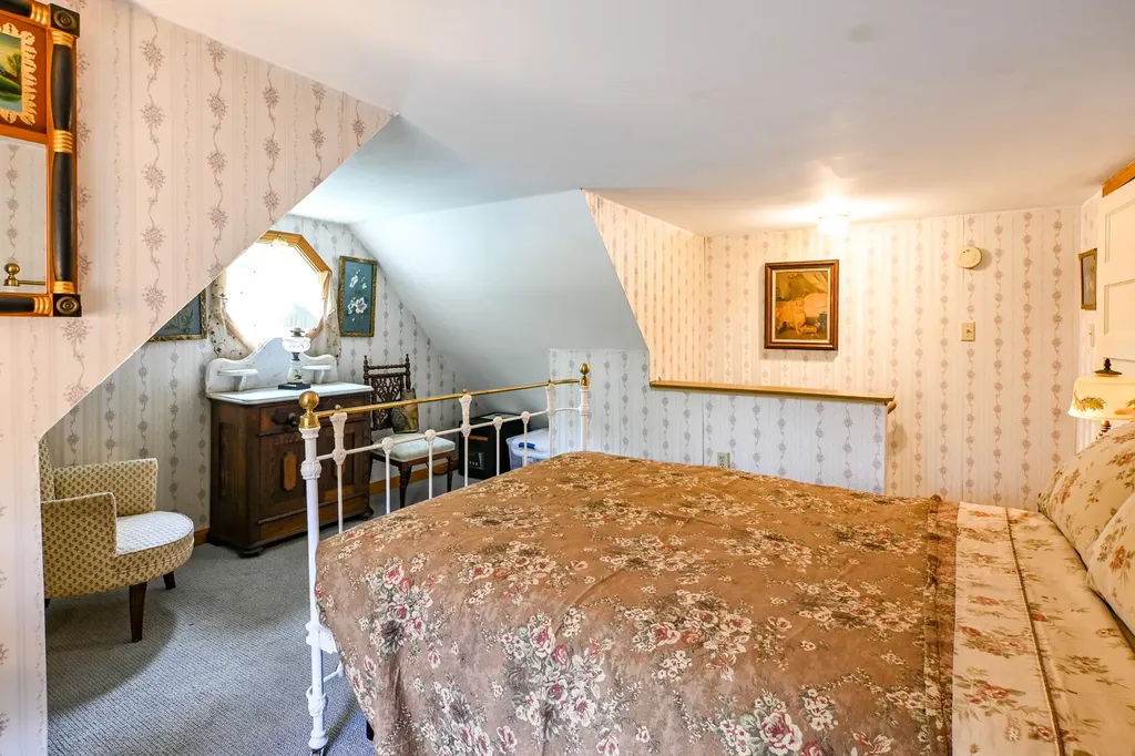 852 Pequawket Trail Baldwin ME 04091