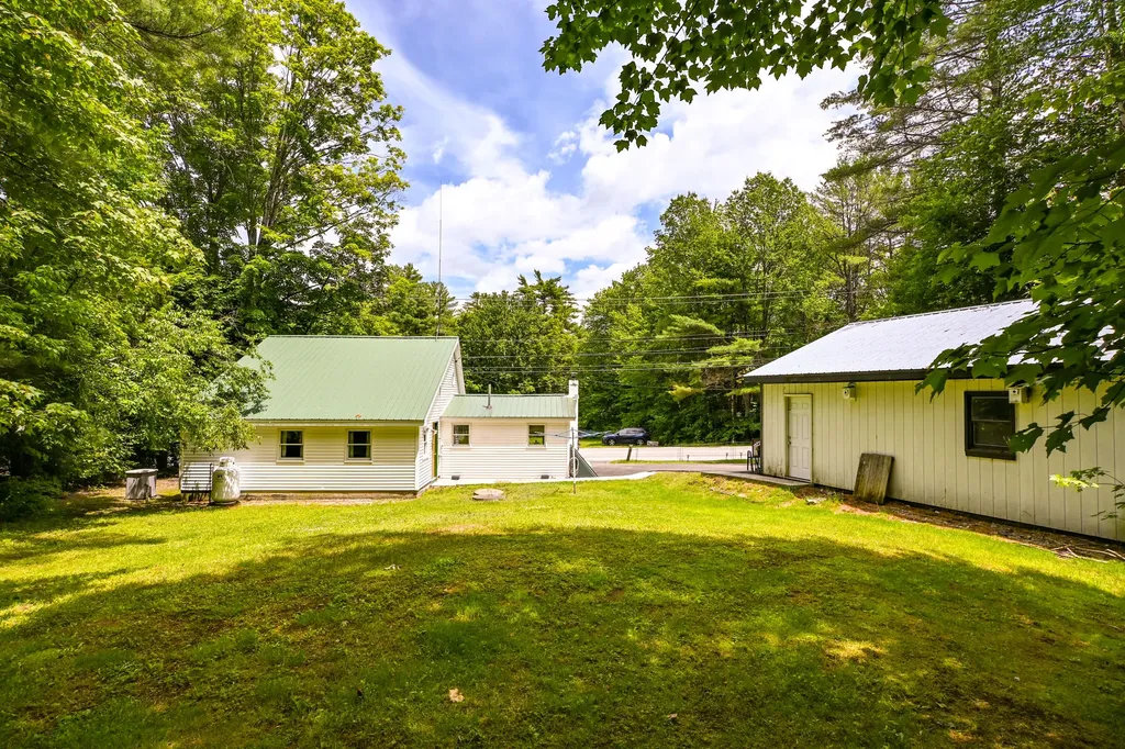 852 Pequawket Trail Baldwin ME 04091