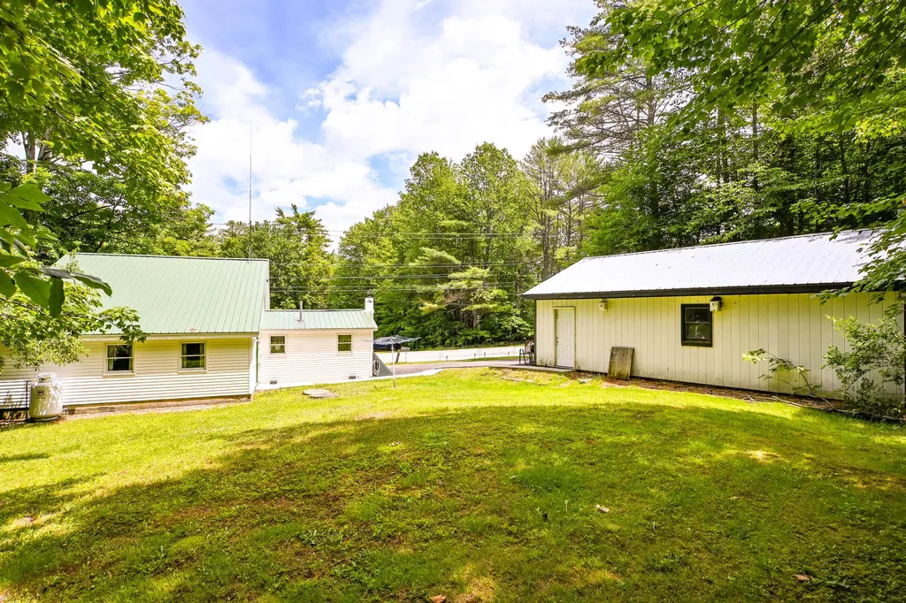 852 Pequawket Trail Baldwin ME 04091