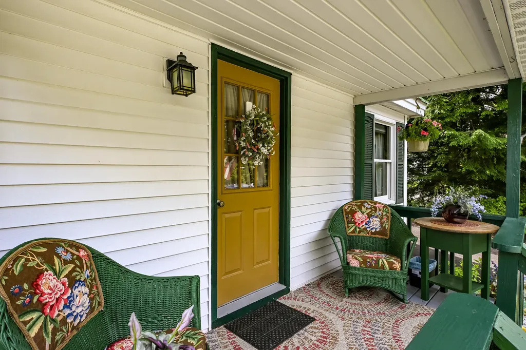 852 Pequawket Trail Baldwin ME 04091