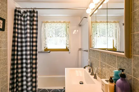 852 Pequawket Trail Baldwin ME 04091