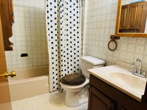 18 Western Avenue East Millinocket ME 04430