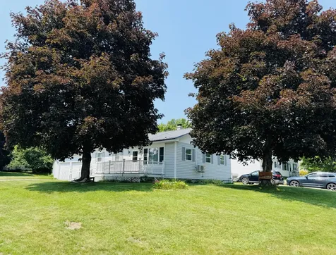 18 Western Avenue East Millinocket ME 04430