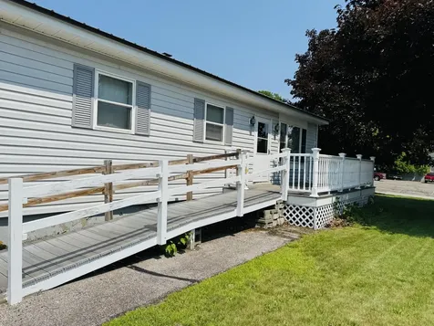 18 Western Avenue East Millinocket ME 04430