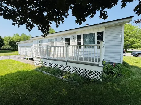 18 Western Avenue East Millinocket ME 04430