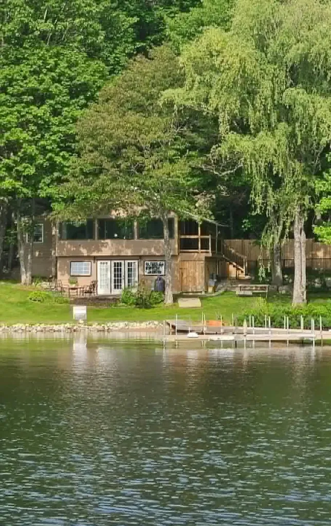 5 Cliff Lane Poland ME 04274
