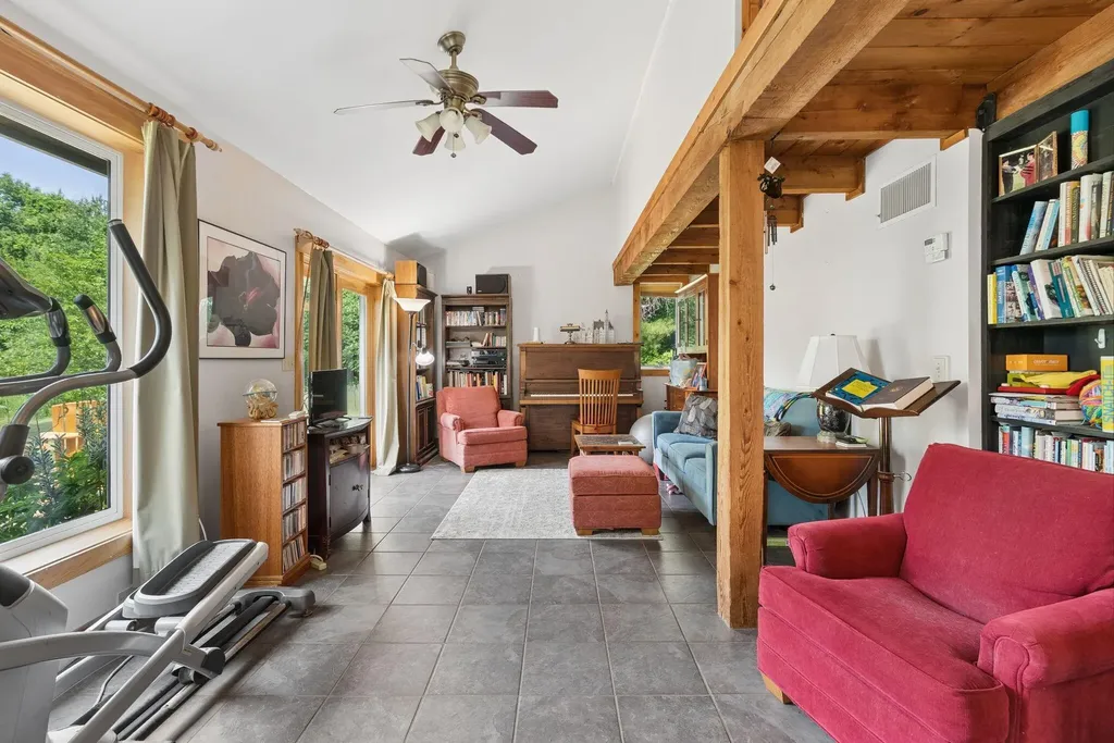 62 Axtell Drive Oakland ME 04963