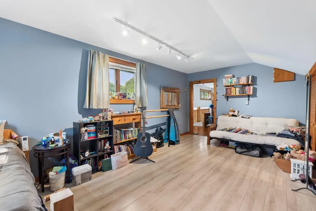 62 Axtell Drive Oakland ME 04963