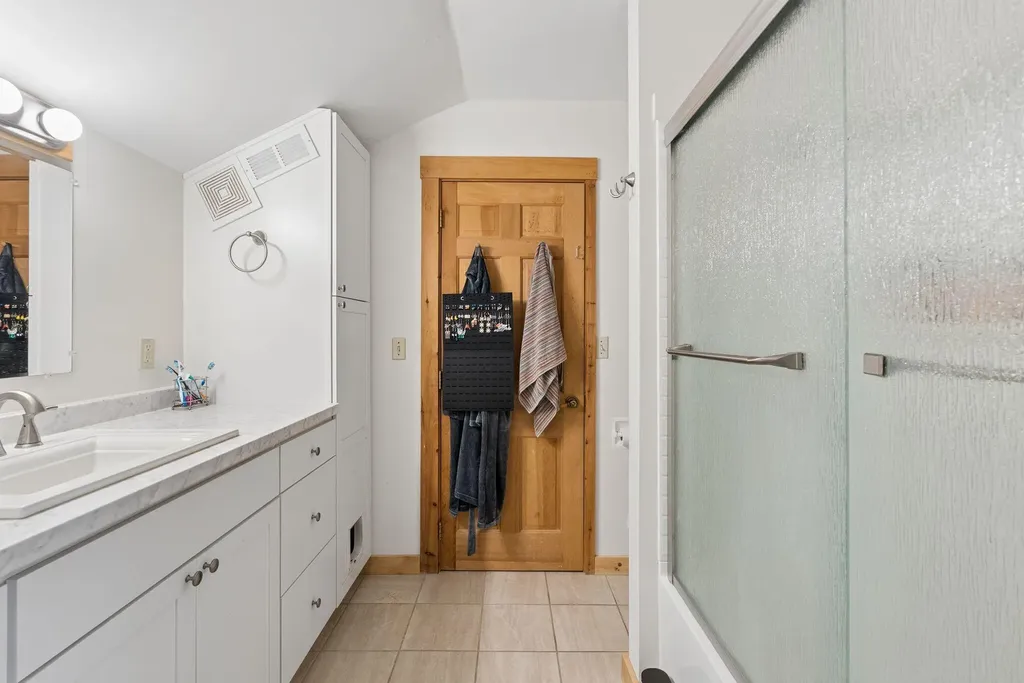 62 Axtell Drive Oakland ME 04963