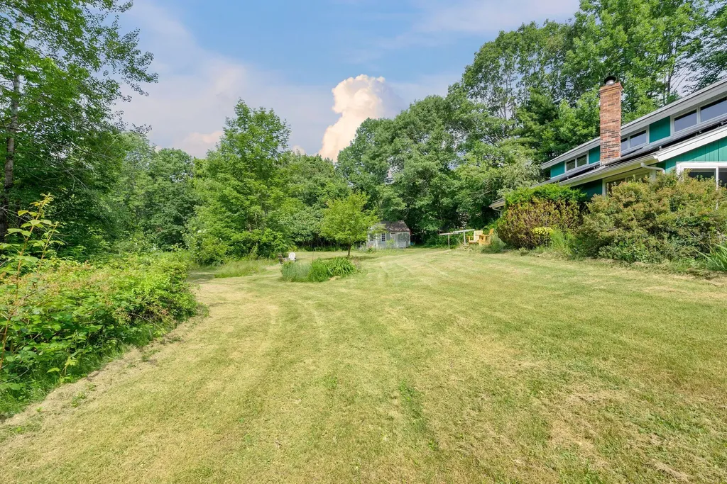 62 Axtell Drive Oakland ME 04963