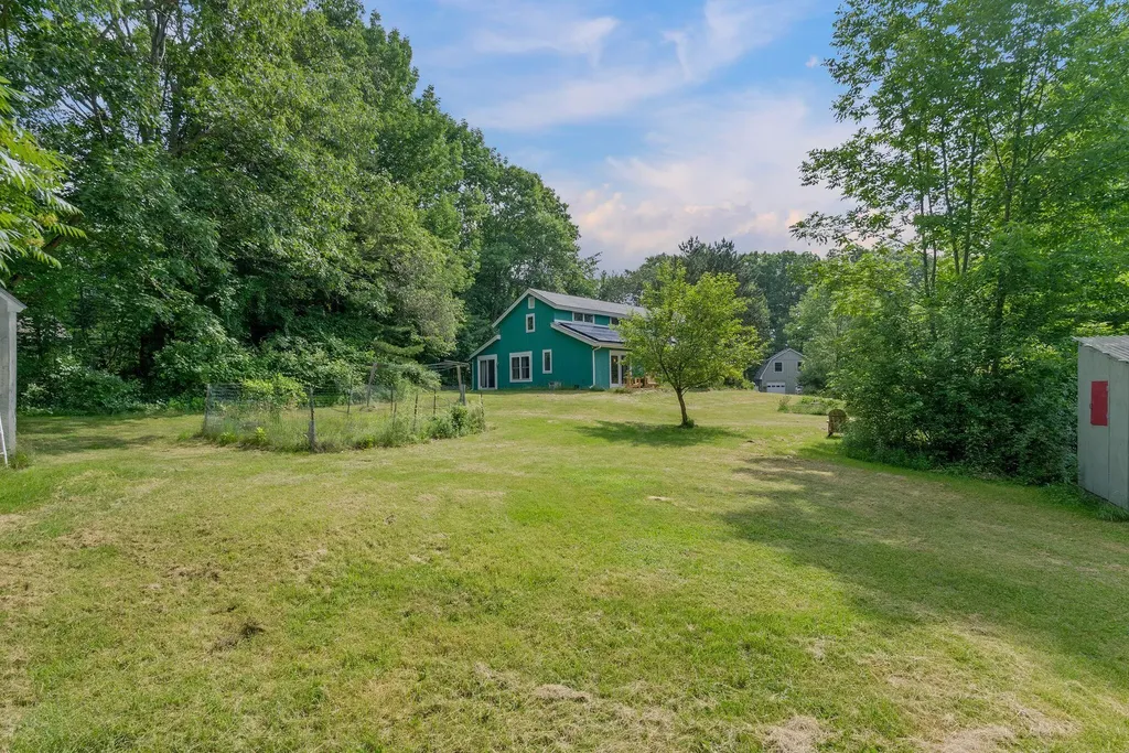 62 Axtell Drive Oakland ME 04963