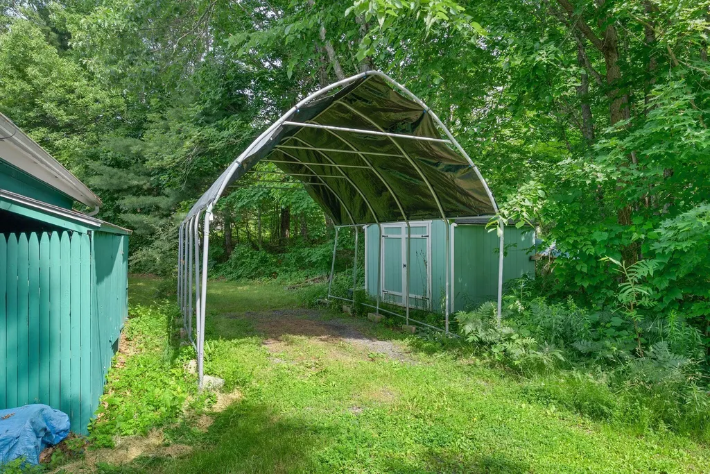 62 Axtell Drive Oakland ME 04963