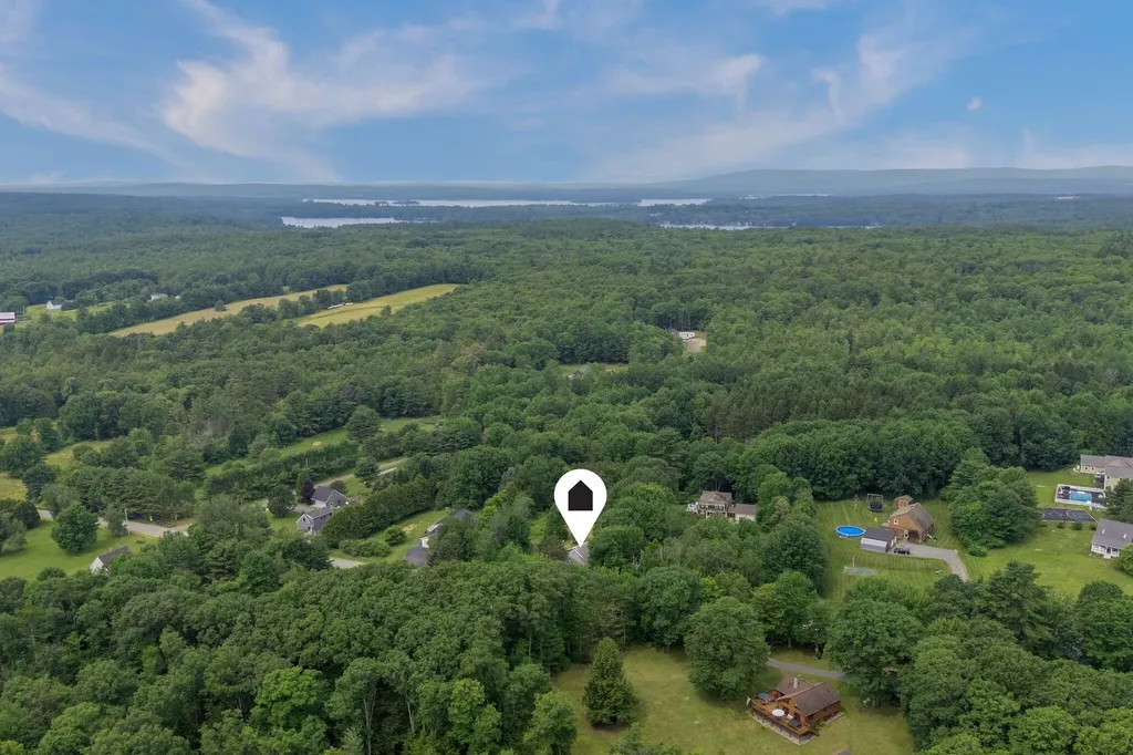 62 Axtell Drive Oakland ME 04963