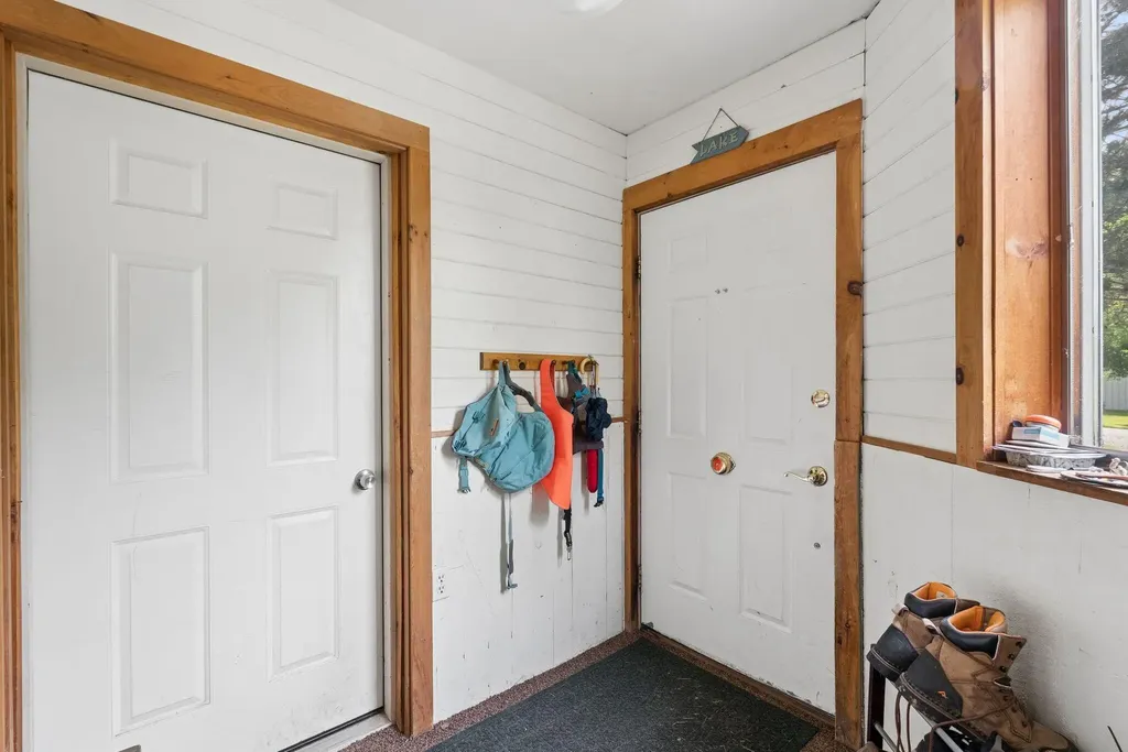 62 Axtell Drive Oakland ME 04963