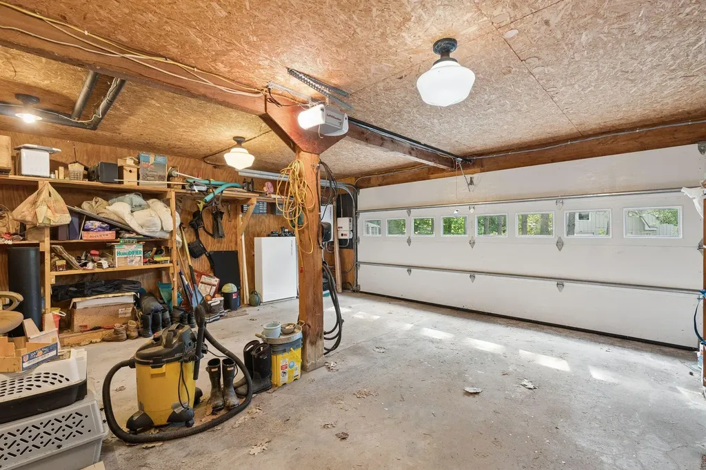 62 Axtell Drive Oakland ME 04963