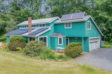 62 Axtell Drive Oakland ME 04963