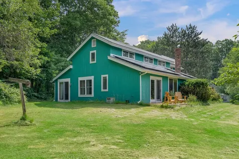 62 Axtell Drive Oakland ME 04963