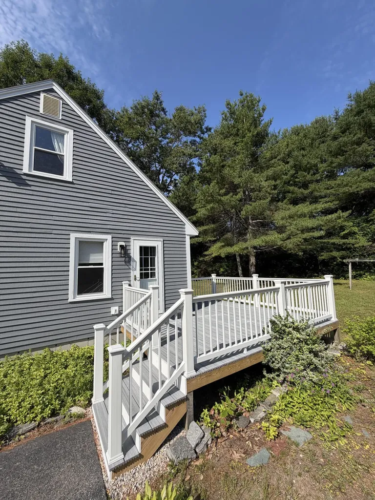 28 Woodside Drive Kennebunk ME 04043