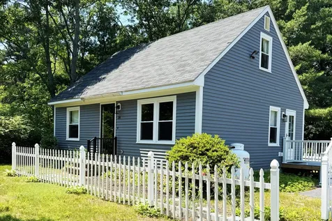 28 Woodside Drive Kennebunk ME 04043