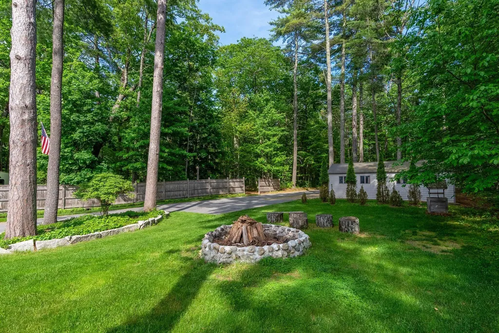 15 Sleepy Hollow Road Windham ME 04062
