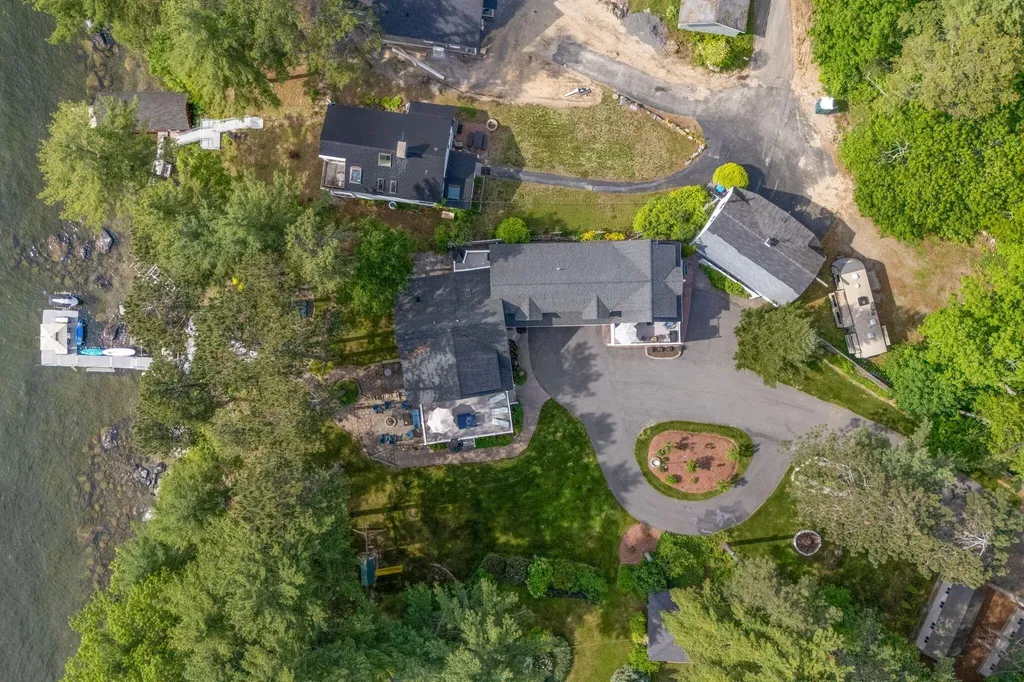15 Sleepy Hollow Road Windham ME 04062