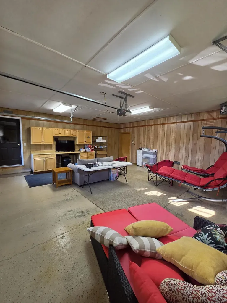 248 Lee Road Lincoln ME 04457