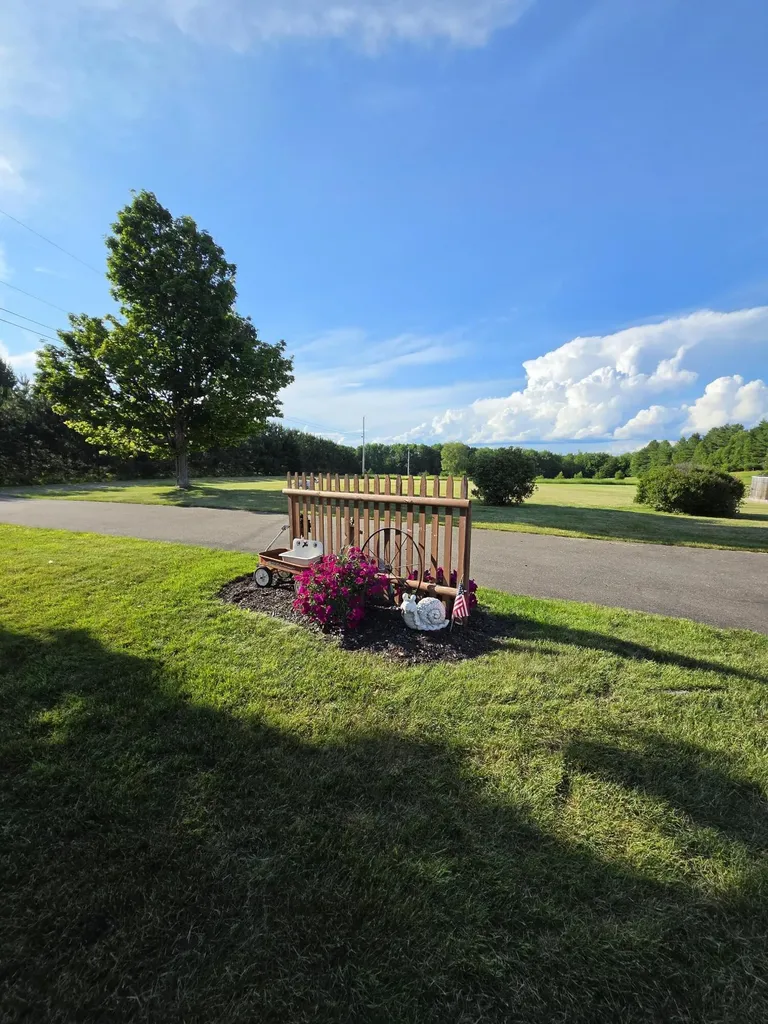 248 Lee Road Lincoln ME 04457