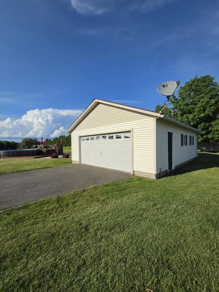 248 Lee Road Lincoln ME 04457