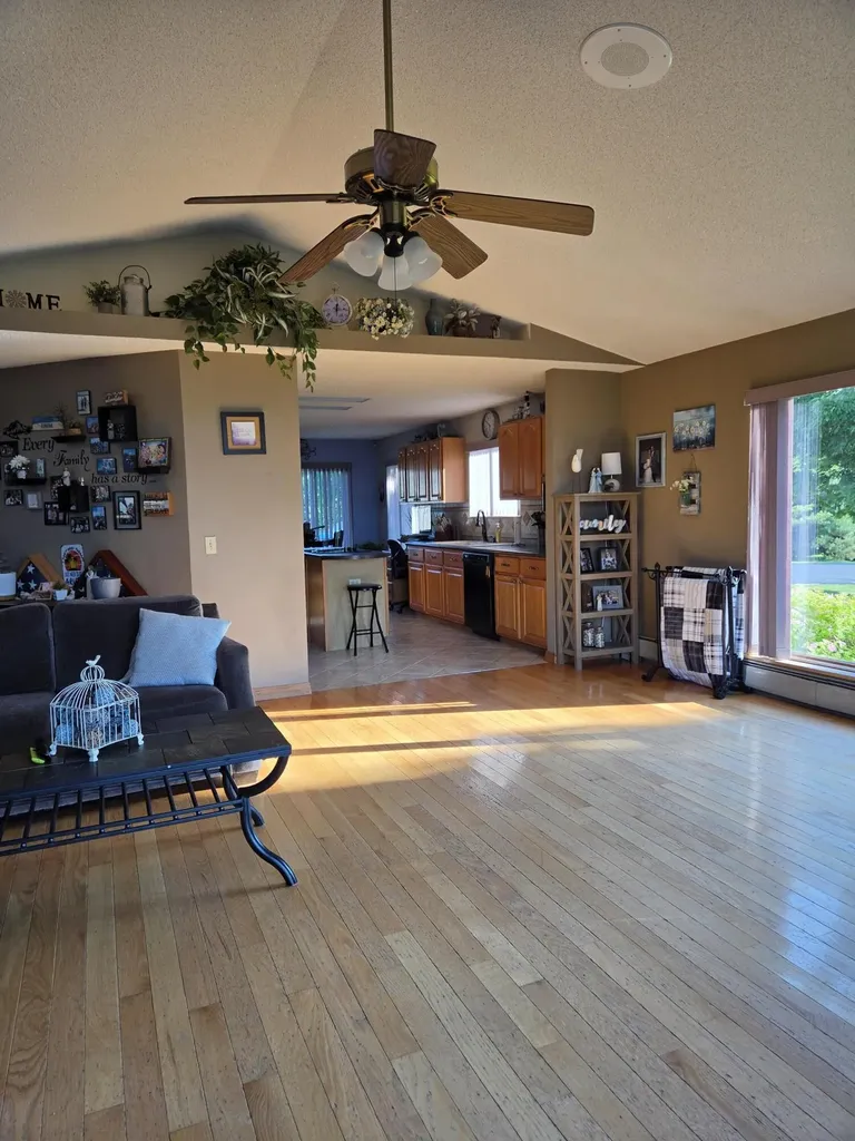 248 Lee Road Lincoln ME 04457