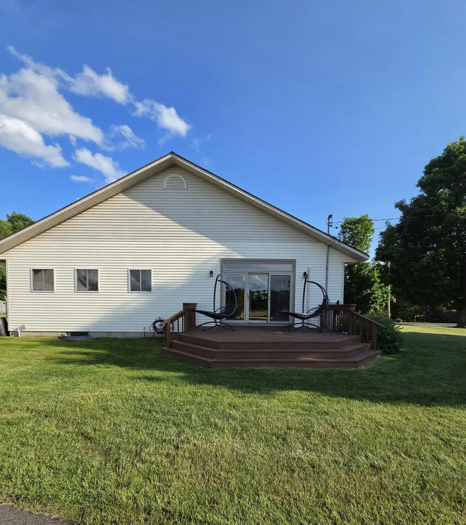 248 Lee Road Lincoln ME 04457
