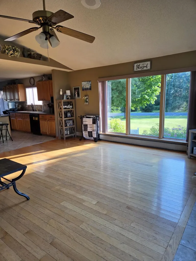 248 Lee Road Lincoln ME 04457