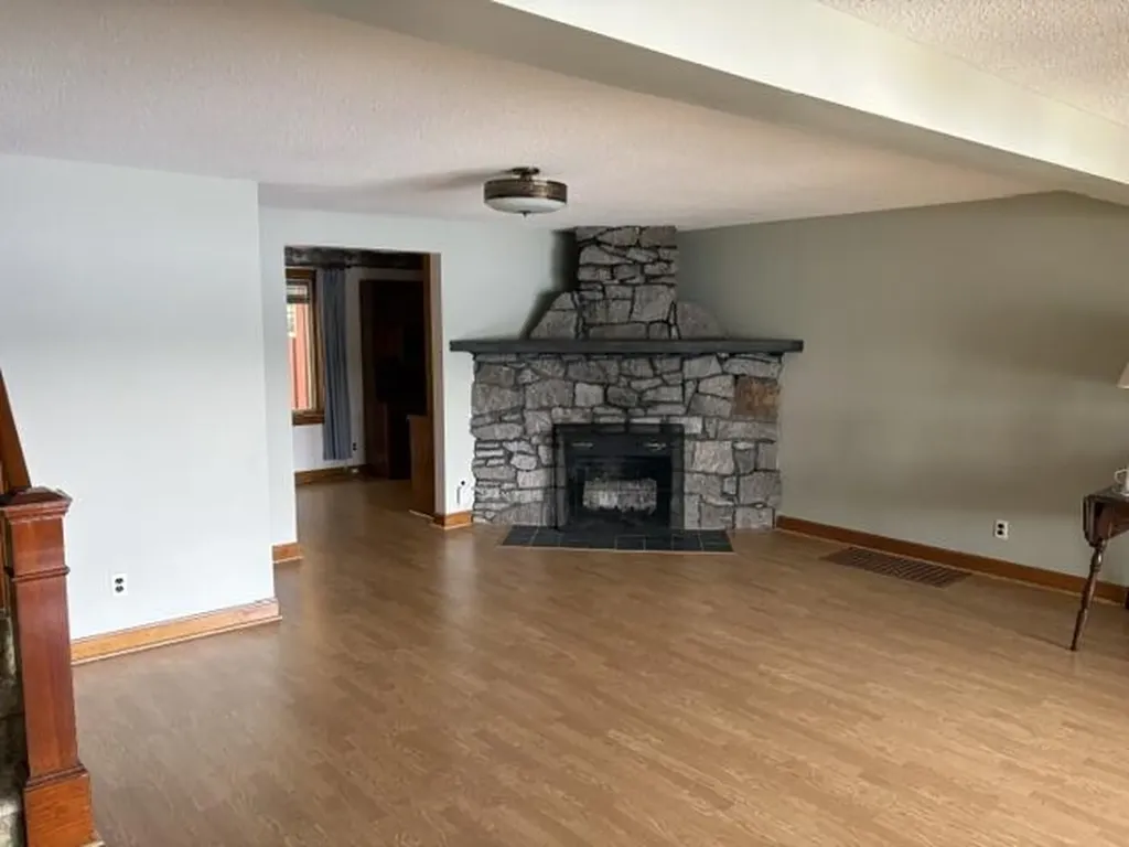 339 Shaker Road Gray ME 04039