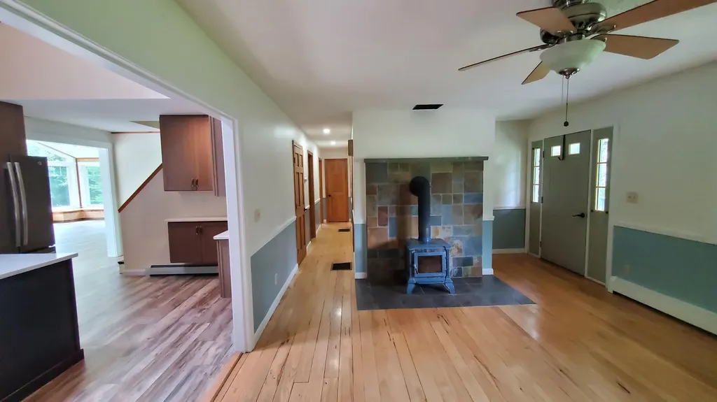 3811 W West River Road Sidney ME 04330
