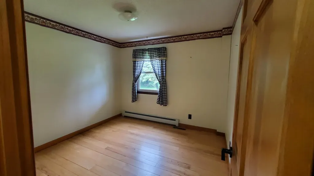 3811 W West River Road Sidney ME 04330