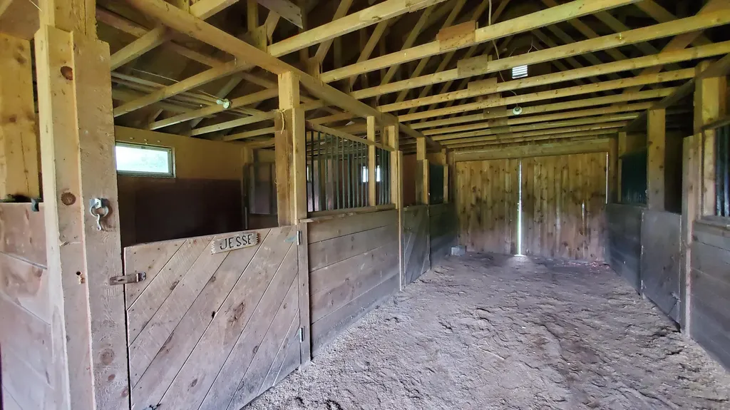 3811 W West River Road Sidney ME 04330