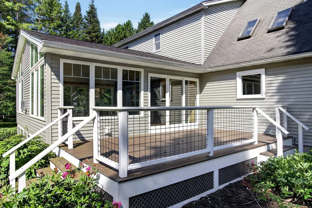 3811 W West River Road Sidney ME 04330