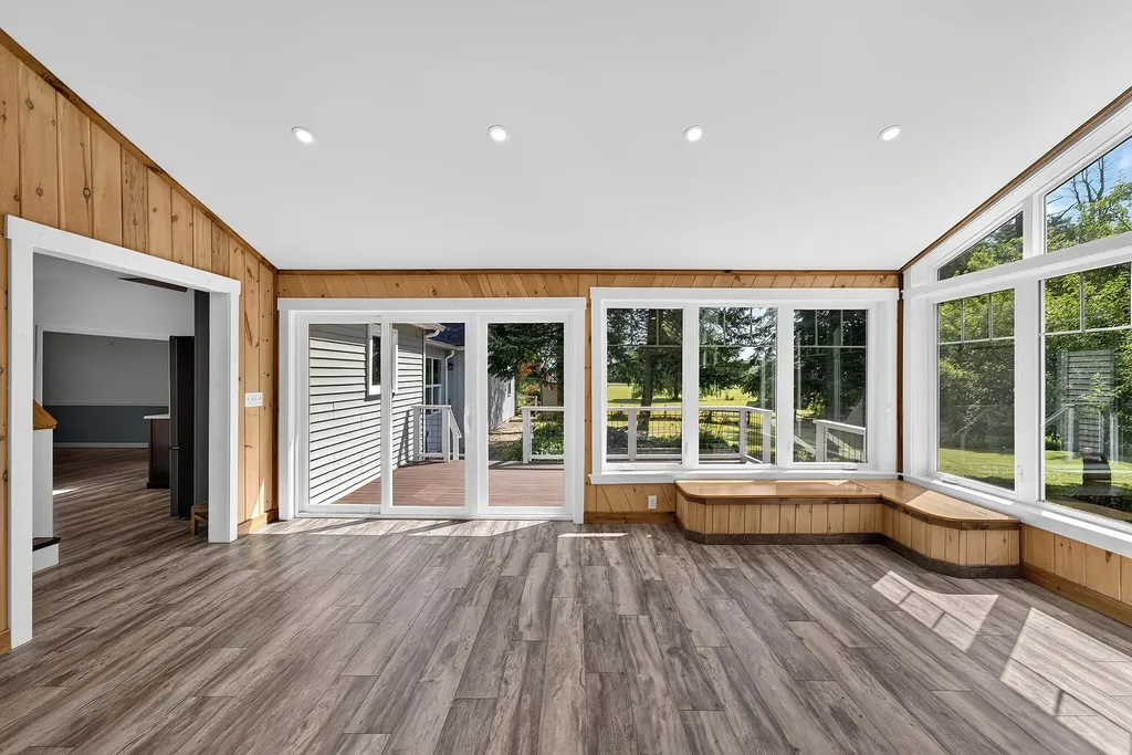 3811 W West River Road Sidney ME 04330