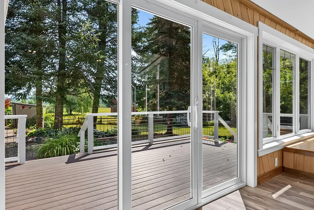 3811 W West River Road Sidney ME 04330
