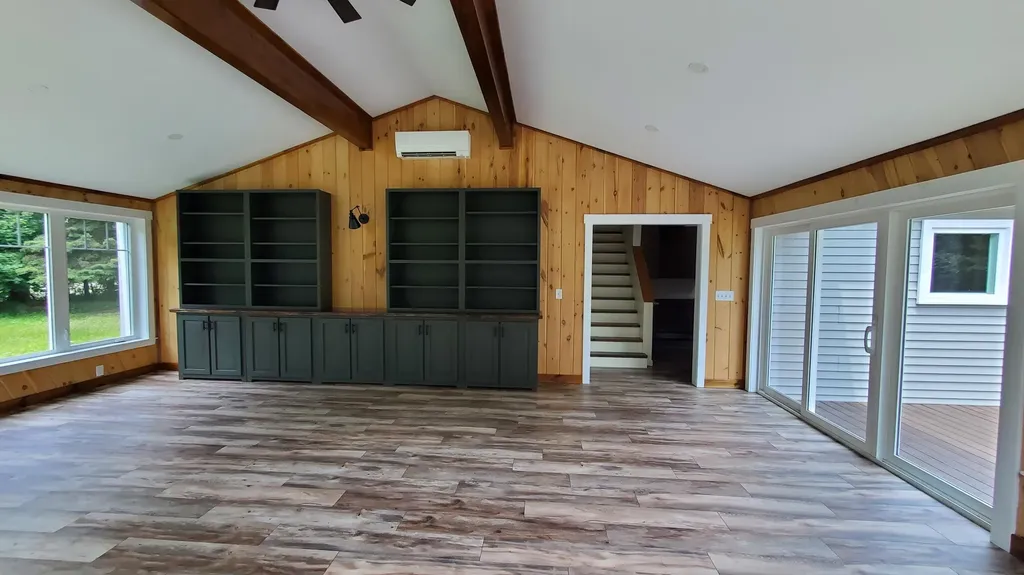 3811 W West River Road Sidney ME 04330