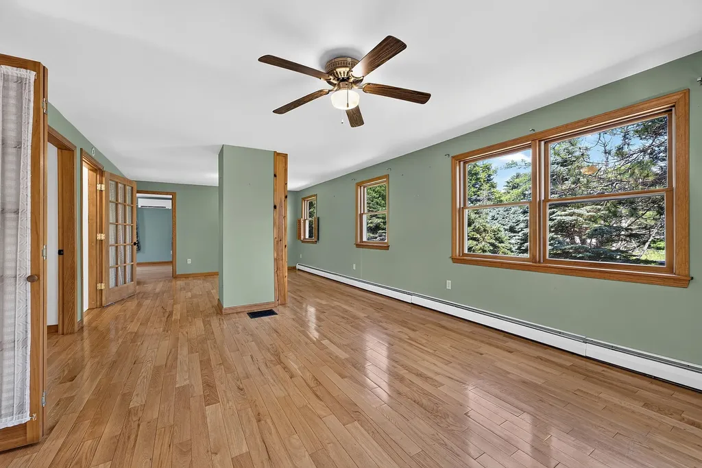 3811 W West River Road Sidney ME 04330